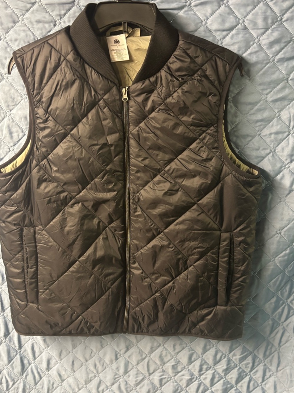 Quilted Sleeveless Puffer Vest - Black -